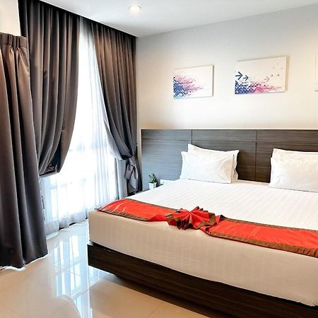Crystal Suites Suvarnbhumi Airport Bangkok Exterior photo