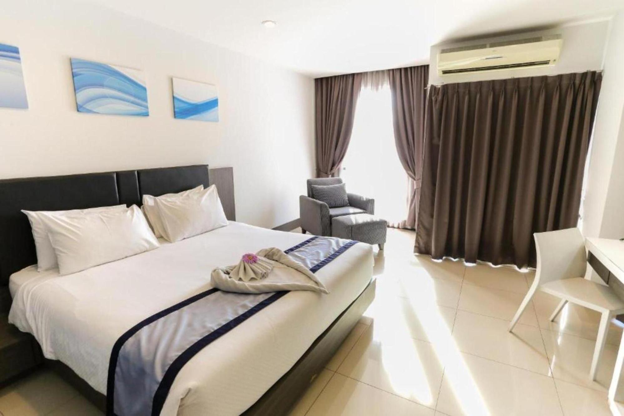 Crystal Suites Suvarnbhumi Airport Bangkok Exterior photo